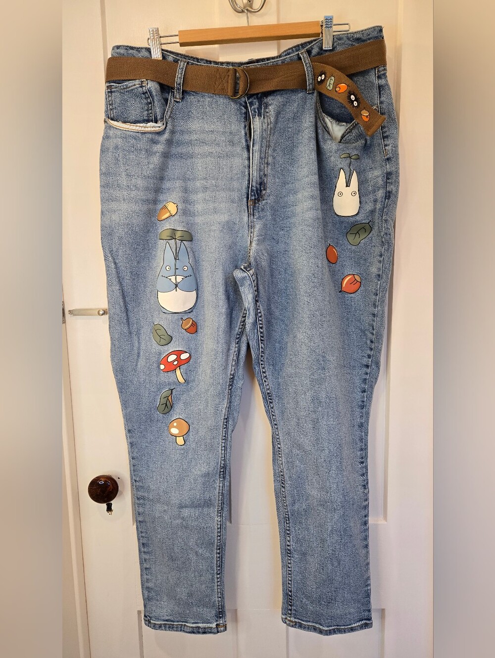 Her Universe Studio Ghibli My Neighbor Totoro Mom Jeans With Belt 20